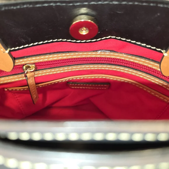 Dooney & Bourke Black Leather Shoulder Bag Preloved In Great Condition - Picture 8 of 11